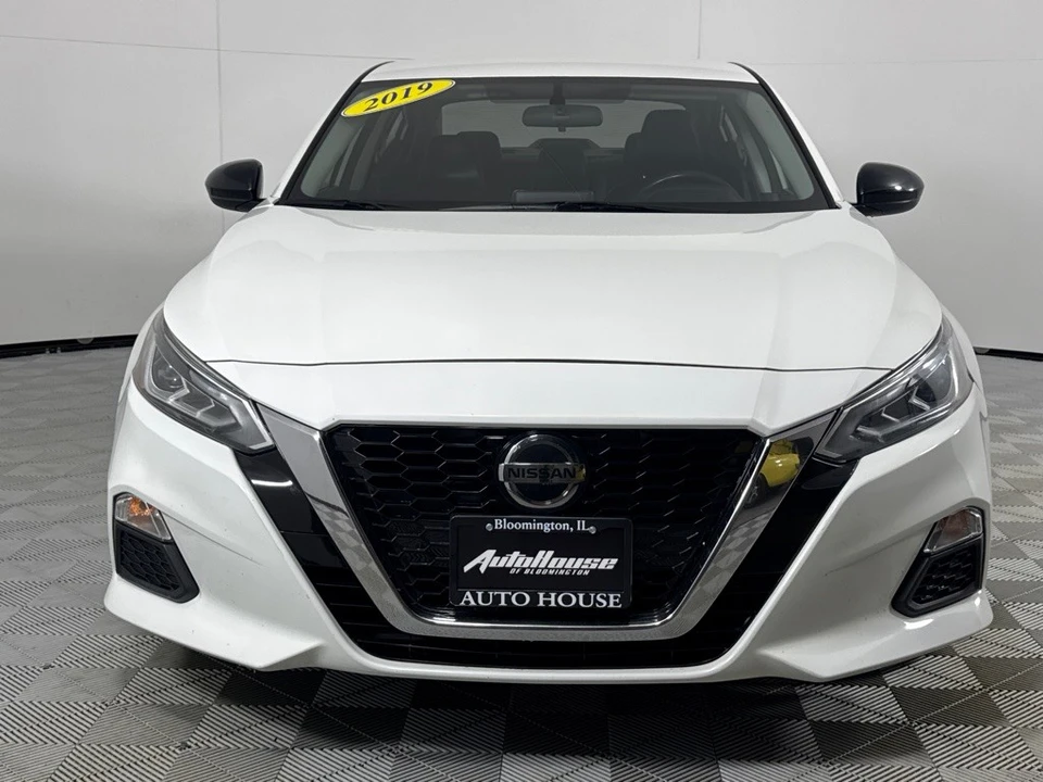 2019 Nissan Altima 6th Gen - Image 11 of 12
