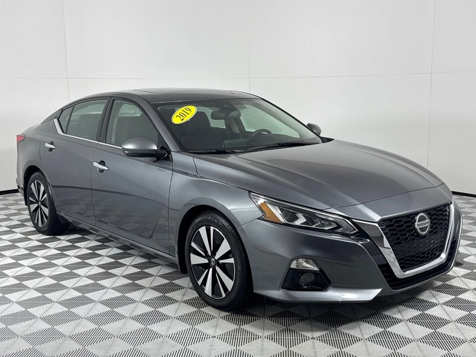 2019 Nissan Altima 6th Gen - Image 3 of 21