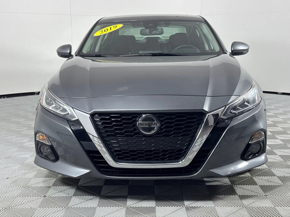 2019 Nissan Altima 6th Gen - Image 11 of 21