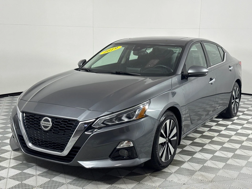 2019 Nissan Altima 6th Gen - Image 10 of 21