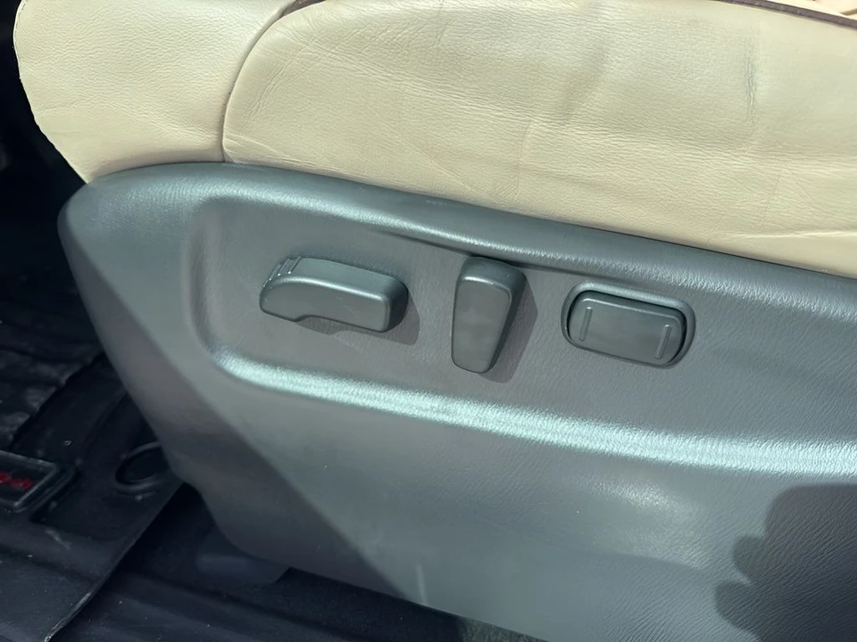 2019 Nissan Armada - Image 9 of 21