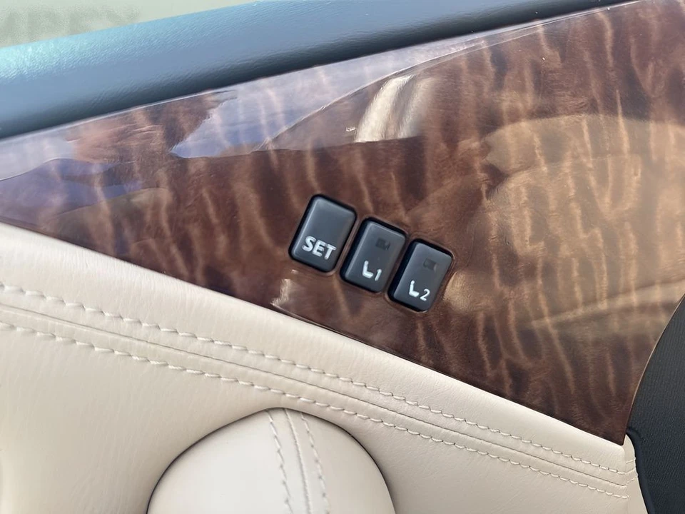 2019 Nissan Armada - Image 10 of 21