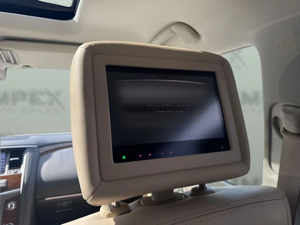 2019 Nissan Armada - Image 14 of 21