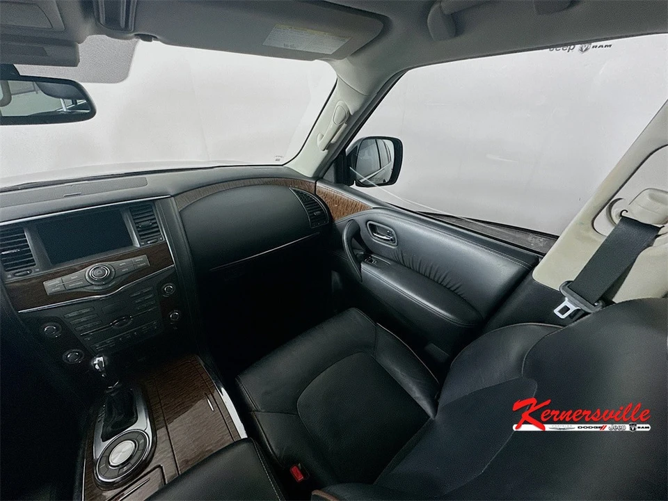 2019 Nissan Armada - Image 11 of 12