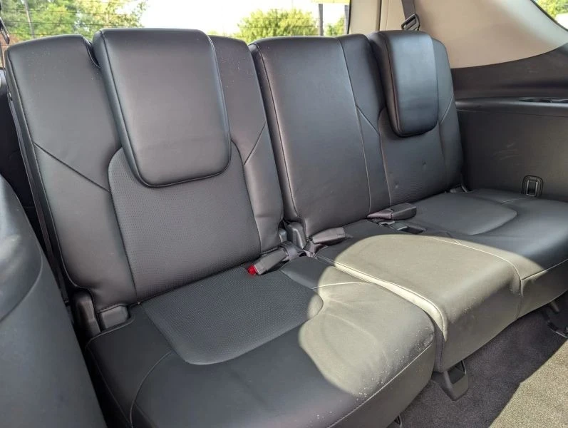 2019 Nissan Armada - Image 12 of 12