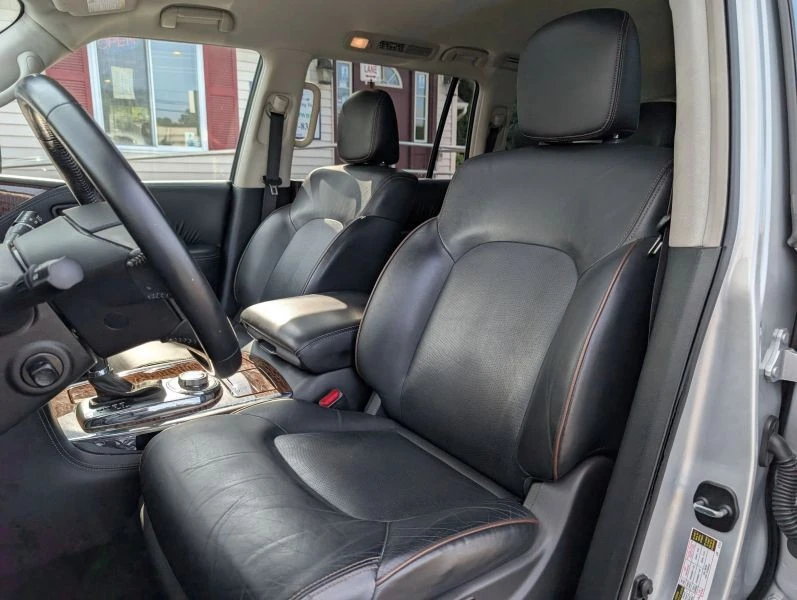 2019 Nissan Armada - Image 9 of 12