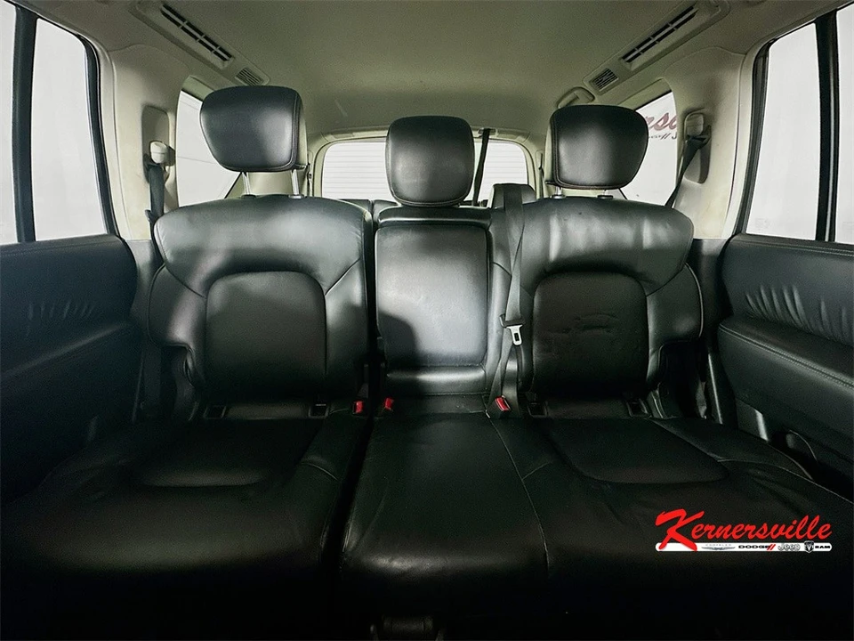 2019 Nissan Armada - Image 13 of 21