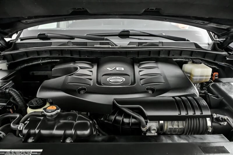 2019 Nissan Armada - Image 16 of 21