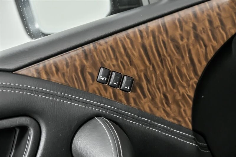 2019 Nissan Armada - Image 18 of 21