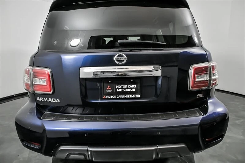 2019 Nissan Armada - Image 10 of 21