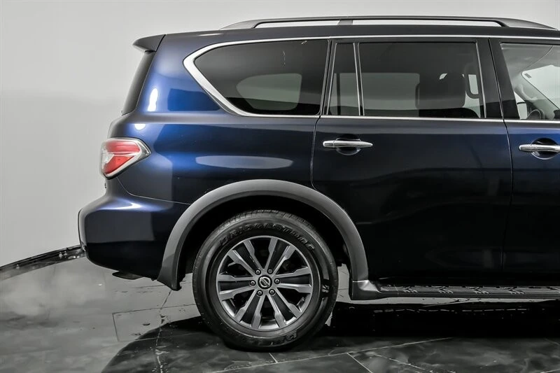 2019 Nissan Armada - Image 12 of 21