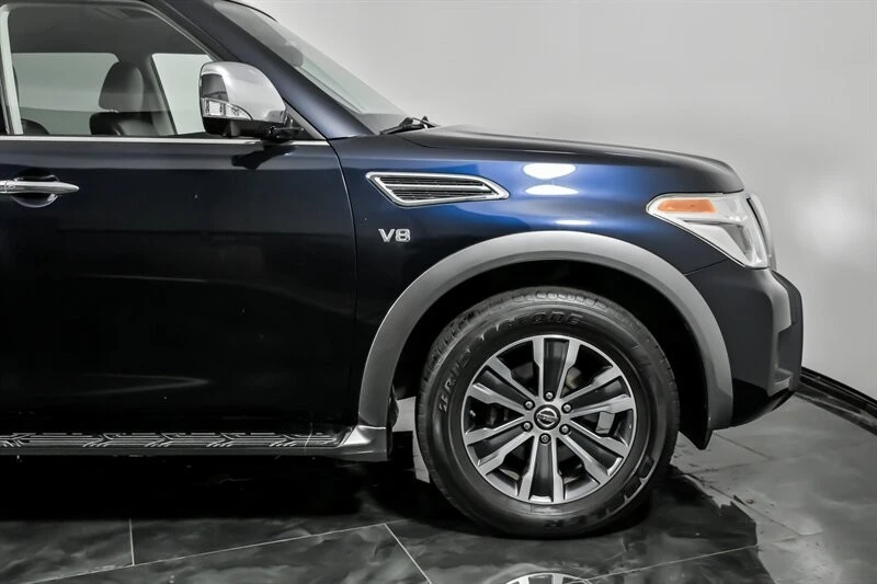 2019 Nissan Armada - Image 14 of 21