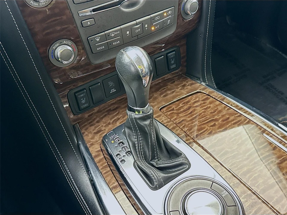 2019 Nissan Armada - Image 16 of 21