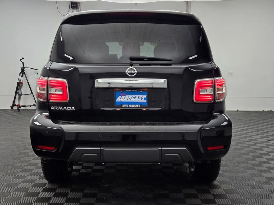 2019 Nissan Armada - Image 10 of 12