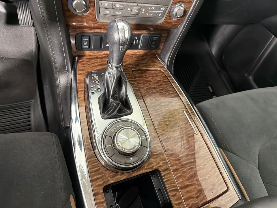 2019 Nissan Armada - Image 18 of 21