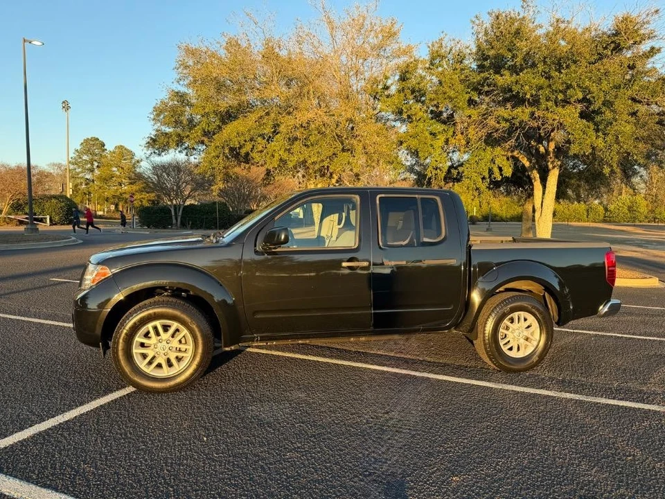 2019 Nissan Frontier 2nd Gen - Image 2 of 21