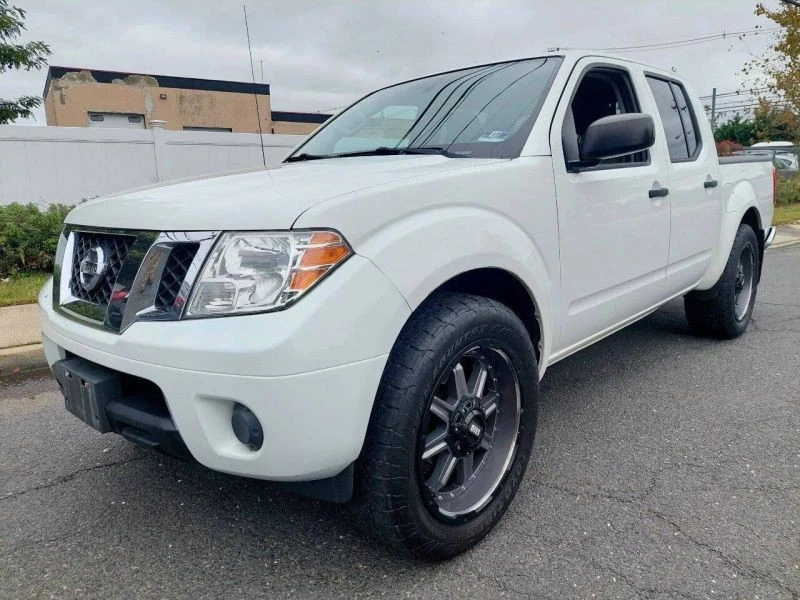 2019 Nissan Frontier 2nd Gen - Image 2 of 12