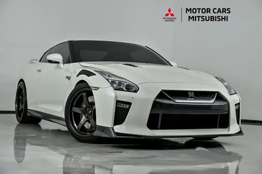 2019 Nissan GT-R Premium