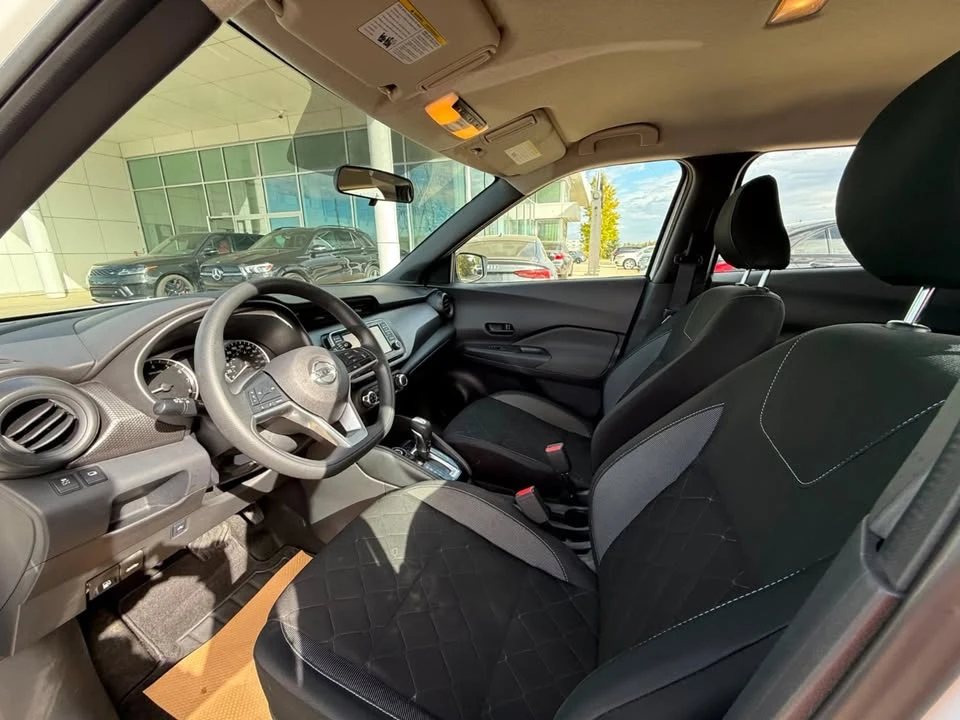 2019 Nissan Kicks - Image 12 of 14