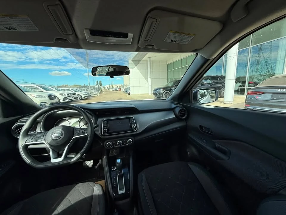 2019 Nissan Kicks - Image 11 of 14