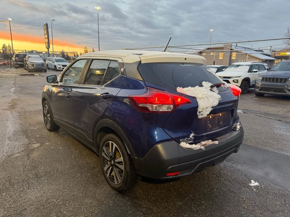 2019 Nissan Kicks - Image 3 of 16