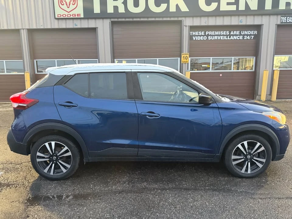 2019 Nissan Kicks - Image 6 of 16