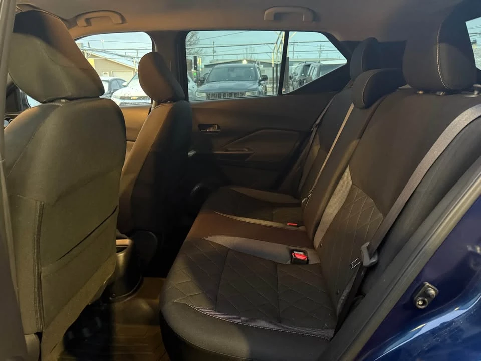 2019 Nissan Kicks - Image 15 of 16
