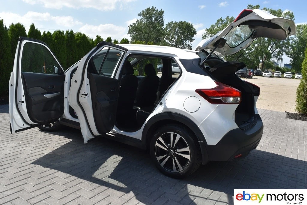 2019 Nissan Kicks - Image 19 of 24