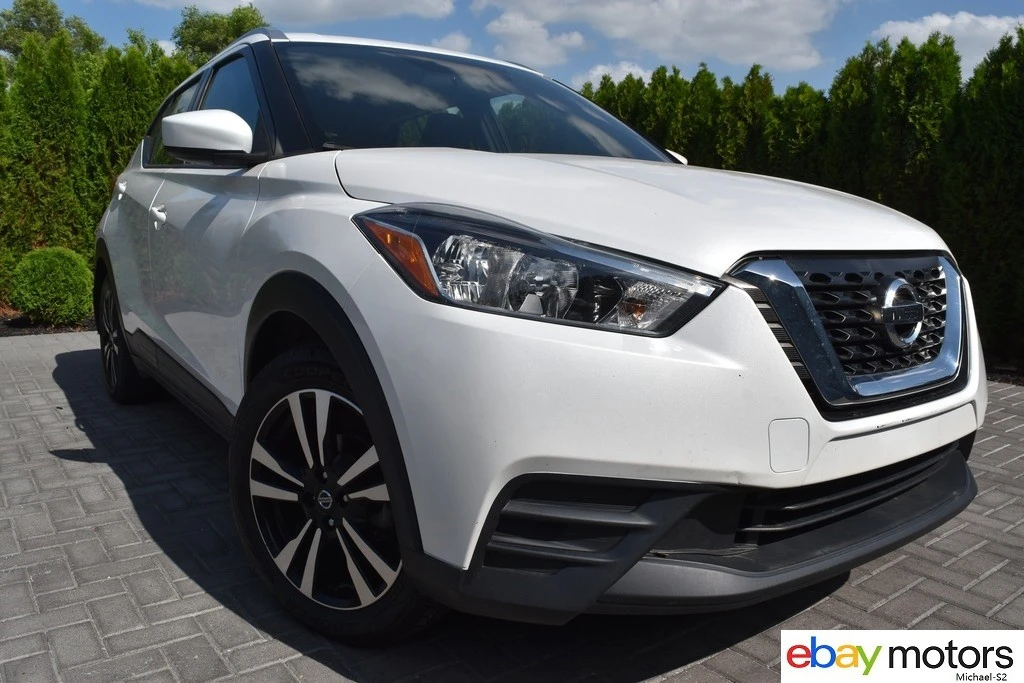 2019 Nissan Kicks - Image 2 of 24