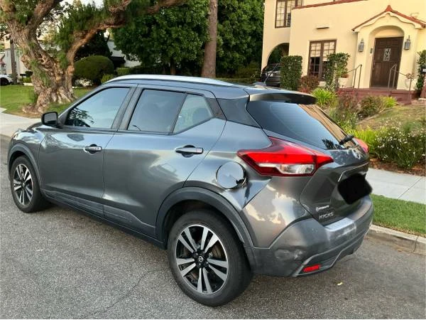2019 Nissan Kicks - Image 8 of 26
