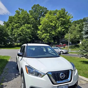 2019 Nissan Kicks S