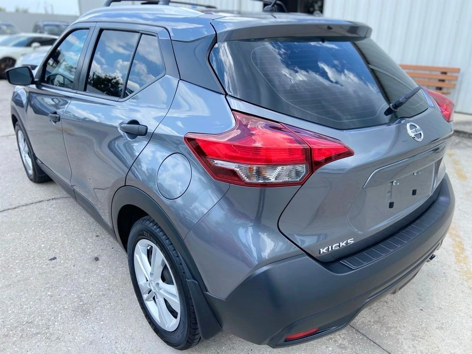2019 Nissan Kicks - Image 3 of 31