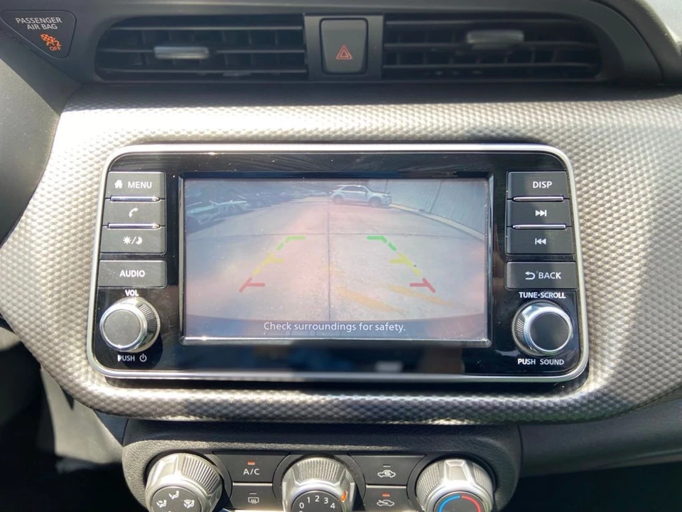 2019 Nissan Kicks - Image 29 of 31