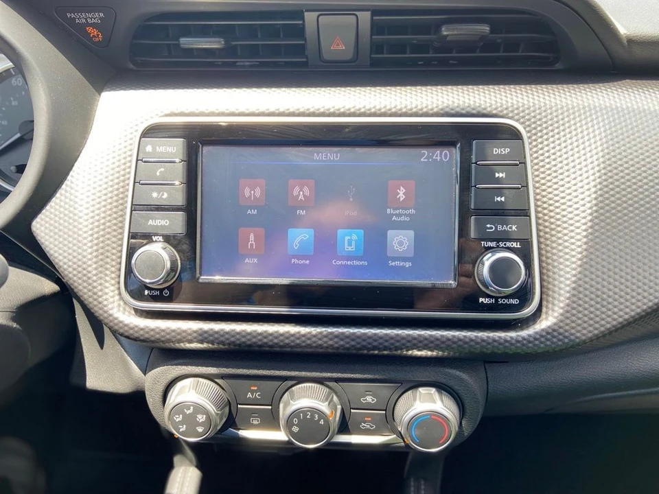 2019 Nissan Kicks - Image 28 of 31