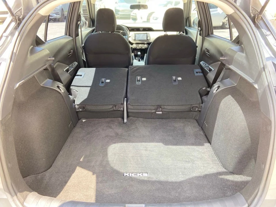 2019 Nissan Kicks - Image 26 of 31