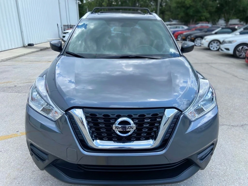 2019 Nissan Kicks - Image 8 of 31