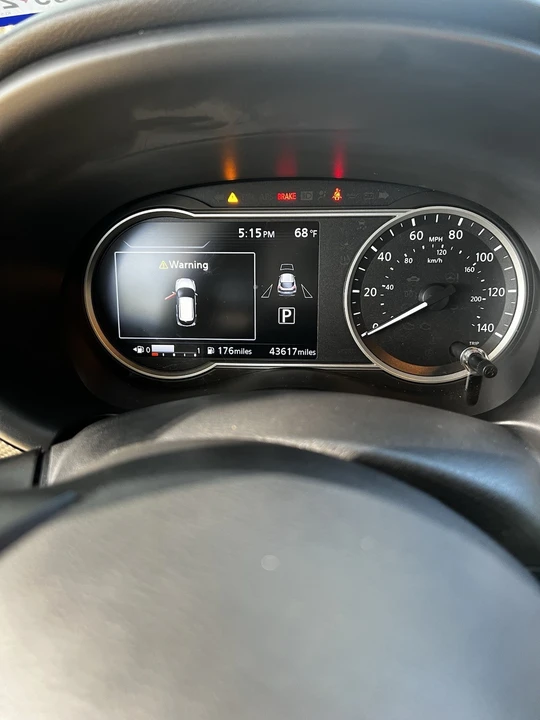 2019 Nissan Kicks - Image 10 of 14