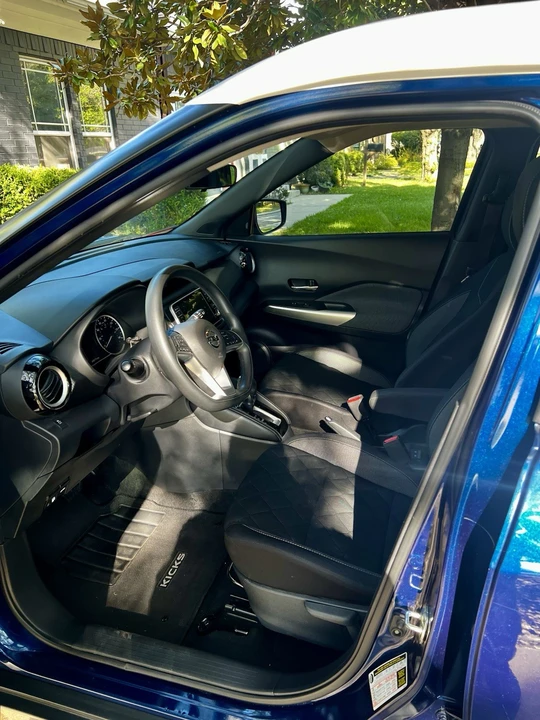 2019 Nissan Kicks - Image 9 of 14