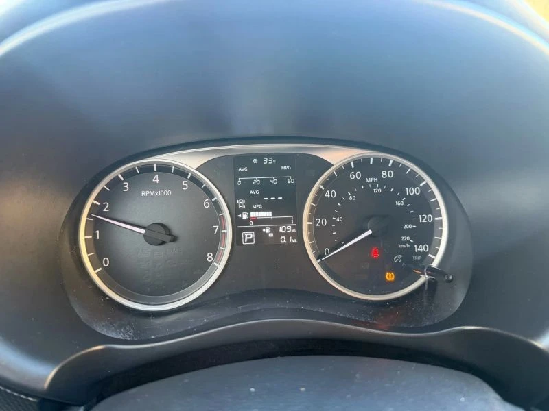 2019 Nissan Kicks - Image 10 of 12