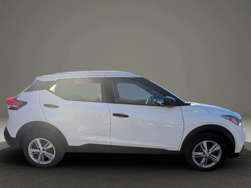 2019 Nissan Kicks - Image 4 of 12