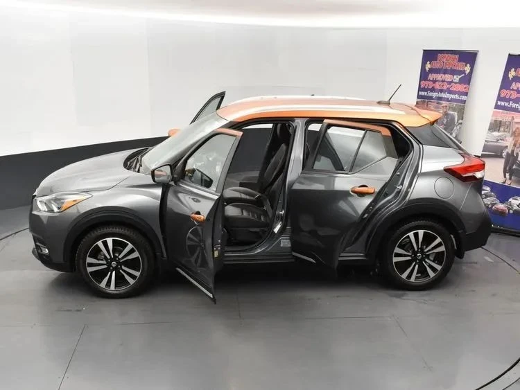 2019 Nissan Kicks - Image 7 of 12