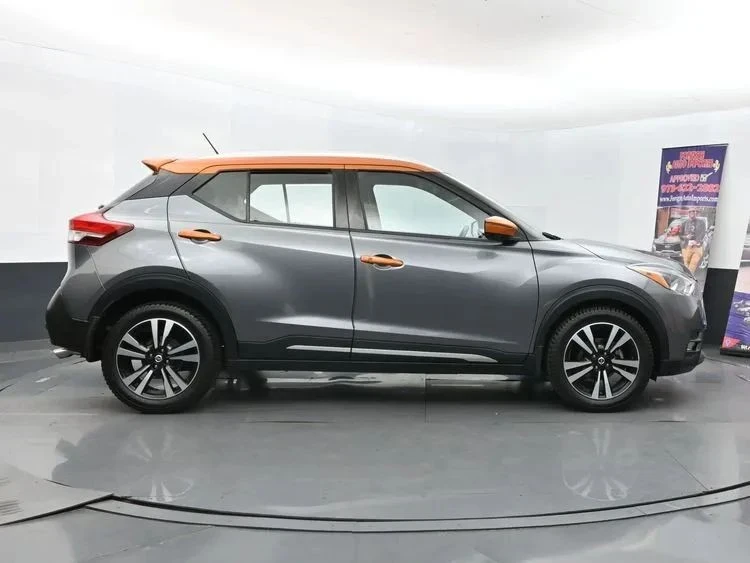2019 Nissan Kicks - Image 4 of 12