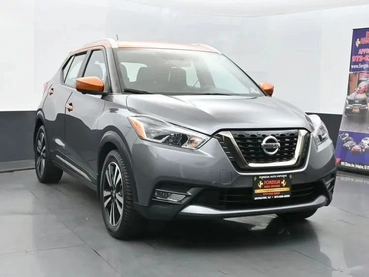 2019 Nissan Kicks - Image 2 of 12