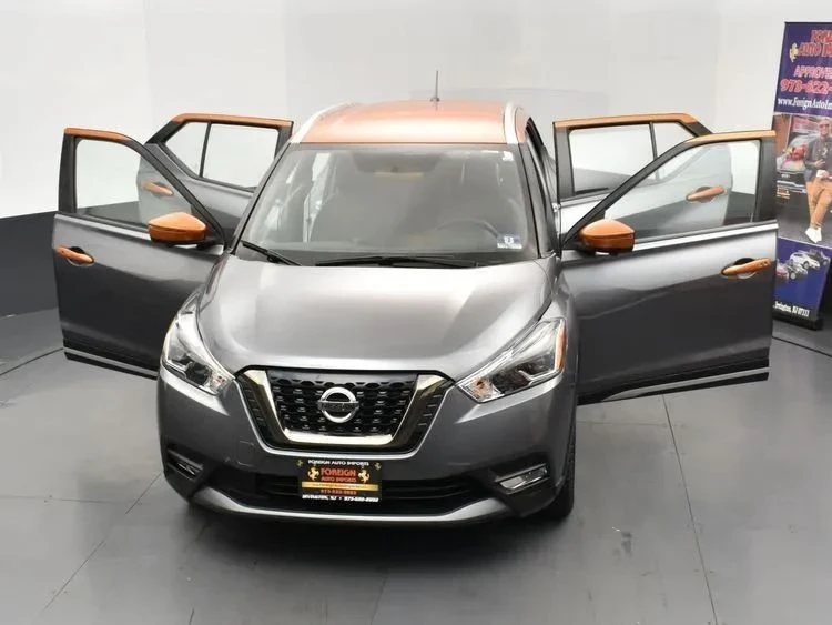 2019 Nissan Kicks - Image 10 of 12
