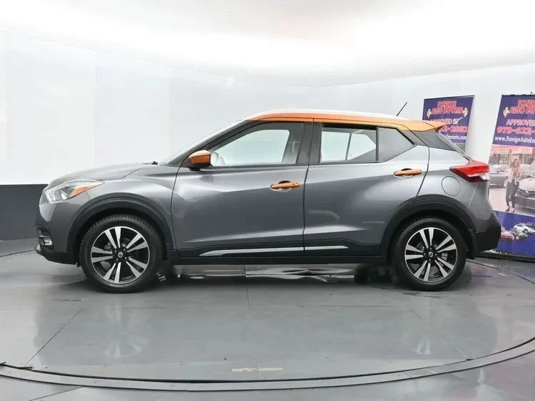 2019 Nissan Kicks - Image 5 of 12