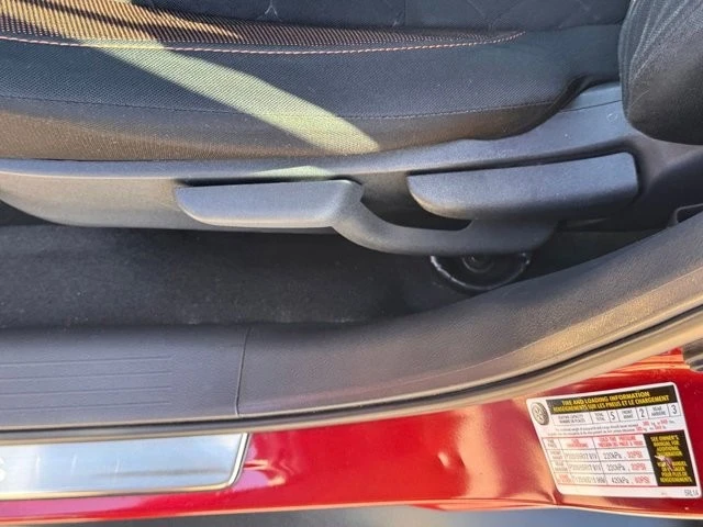 2019 Nissan Kicks - Image 18 of 21