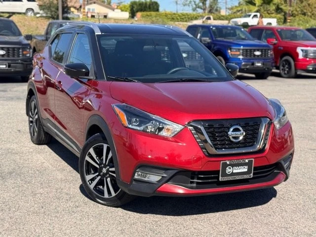 2019 Nissan Kicks - Image 2 of 21