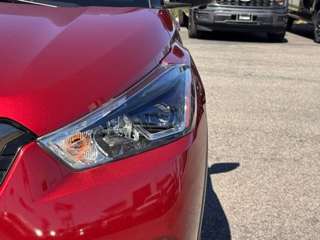 2019 Nissan Kicks - Image 8 of 21