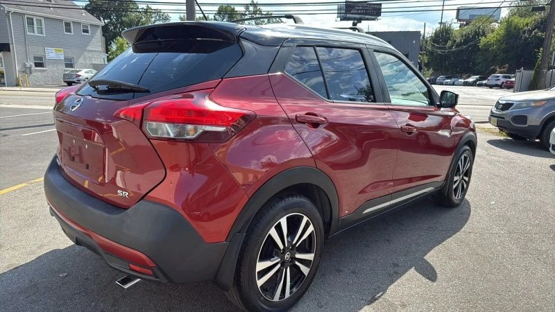 2019 Nissan Kicks - Image 5 of 12