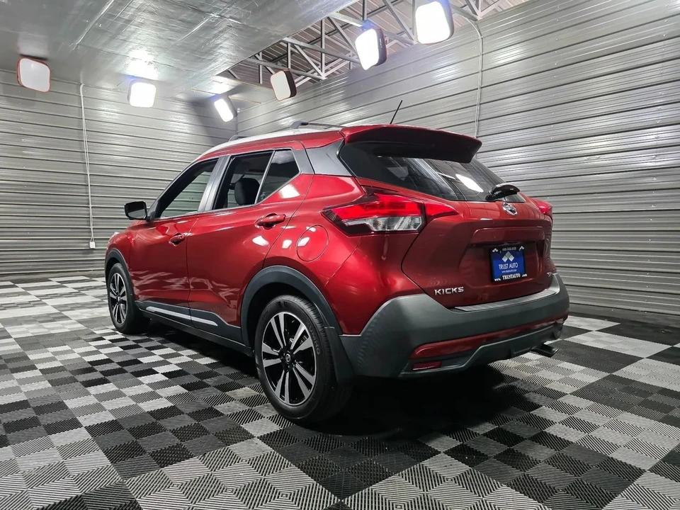 2019 Nissan Kicks - Image 7 of 12
